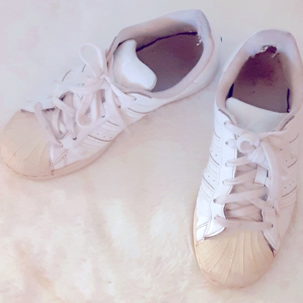 ADIDAS SHELL TOE SUPERSTAR SNEAKERS | WOMEN'S 8 MENS 6.5| WHITE ON off white - Picture 5 of 8